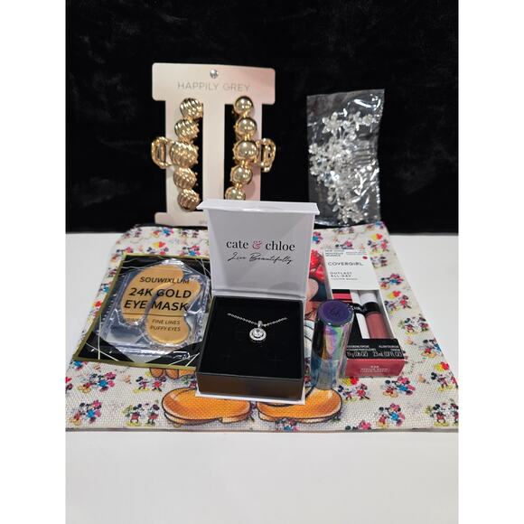 PenGwensPosh Pick-a-Packed Pouch #4-Over $125 Retail Value! - Picture 1 of 5